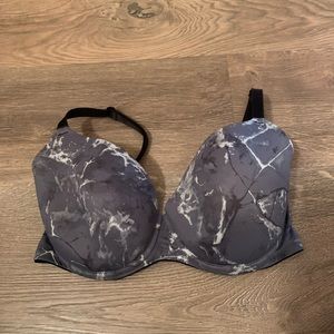 PINK Wear Everywhere Bra